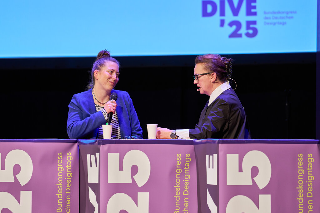 &copy; DIVE25 Norman Posselt.